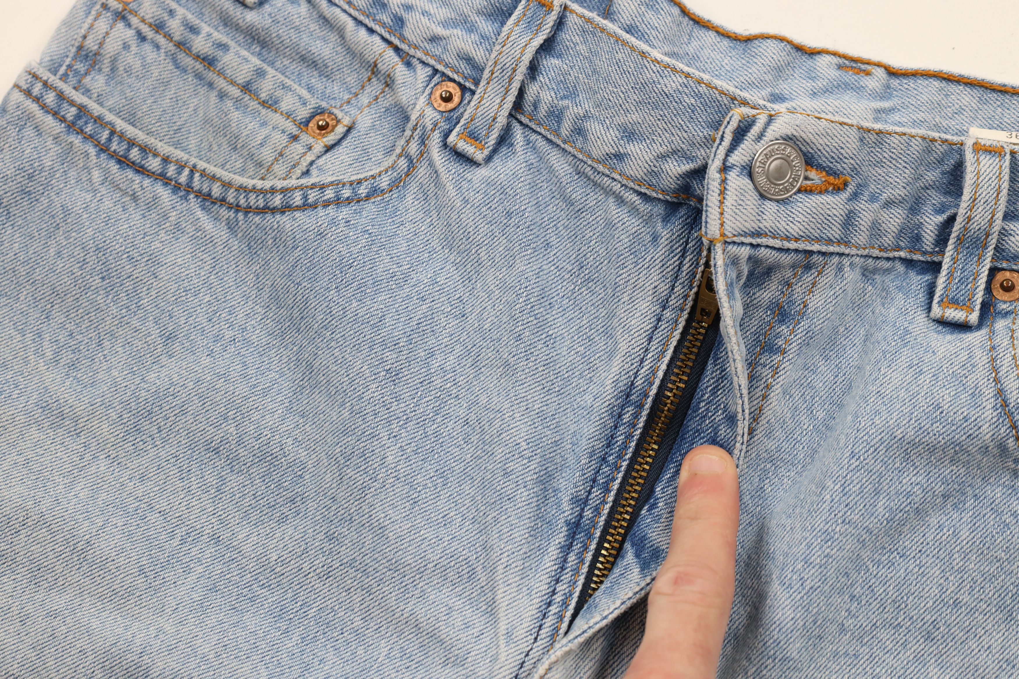 Levi's × Vintage Vintage Y2K 2000 Levis 550 Fit Denim Shorts Jorts USA Size US 34 / EU 50 - 7 Thumbnail