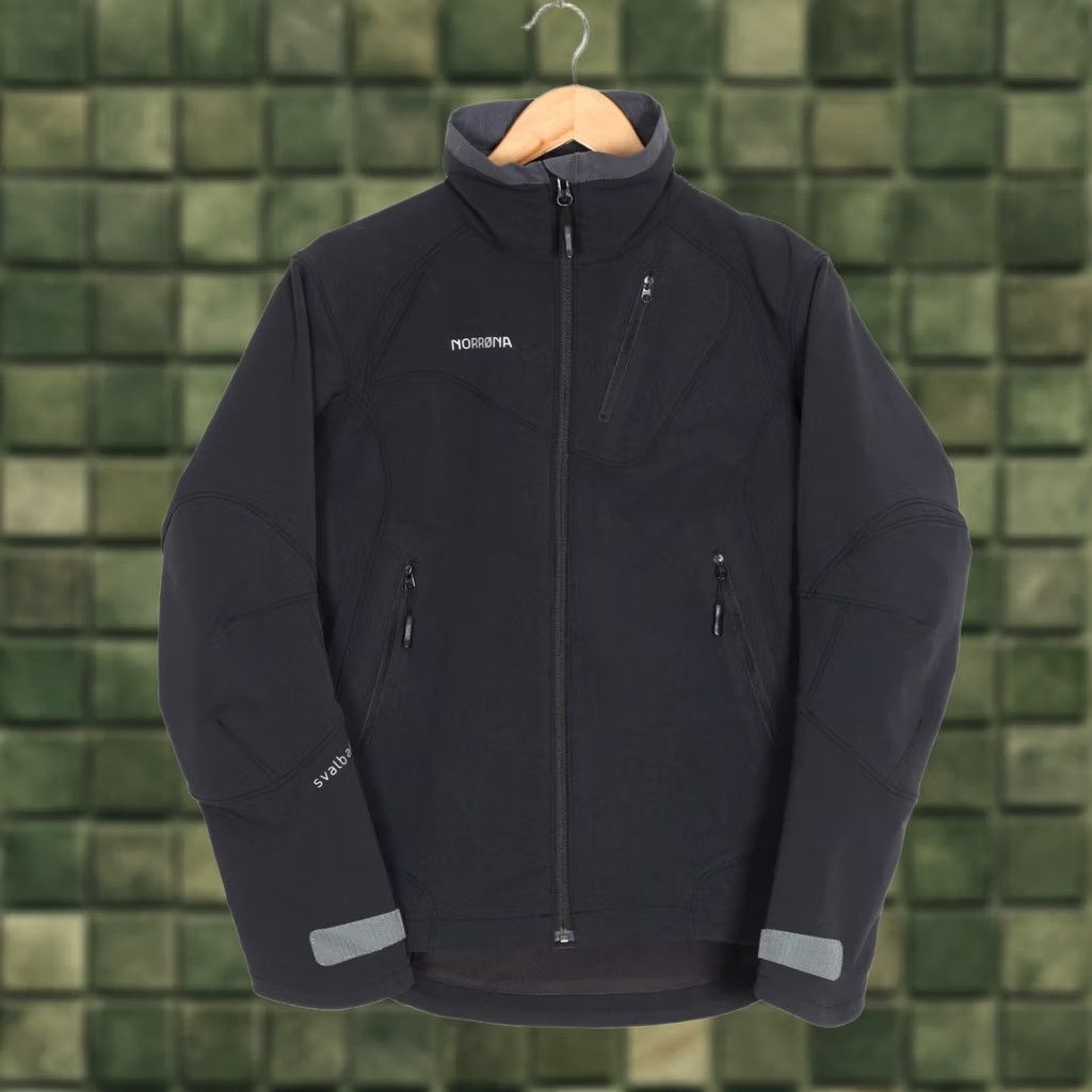 Vintage Norrona Svalbard Flex1 Soft Shell Jacket Women Size S Black Size S / US 4 / IT 40 - 1 Thumbnail