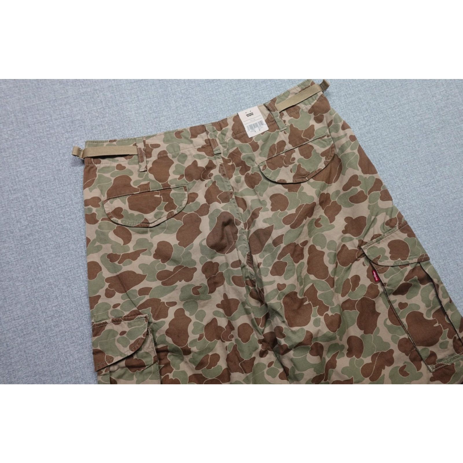 Levi's Levi's XX Cargo Baggy Pants Men 34x30 Camouflage Multicolor Workwear Cargo Pockets Adjustable Waist NWT Regular Inseam 30 Overall Size US 34 / EU 50 - 2 Thumbnail