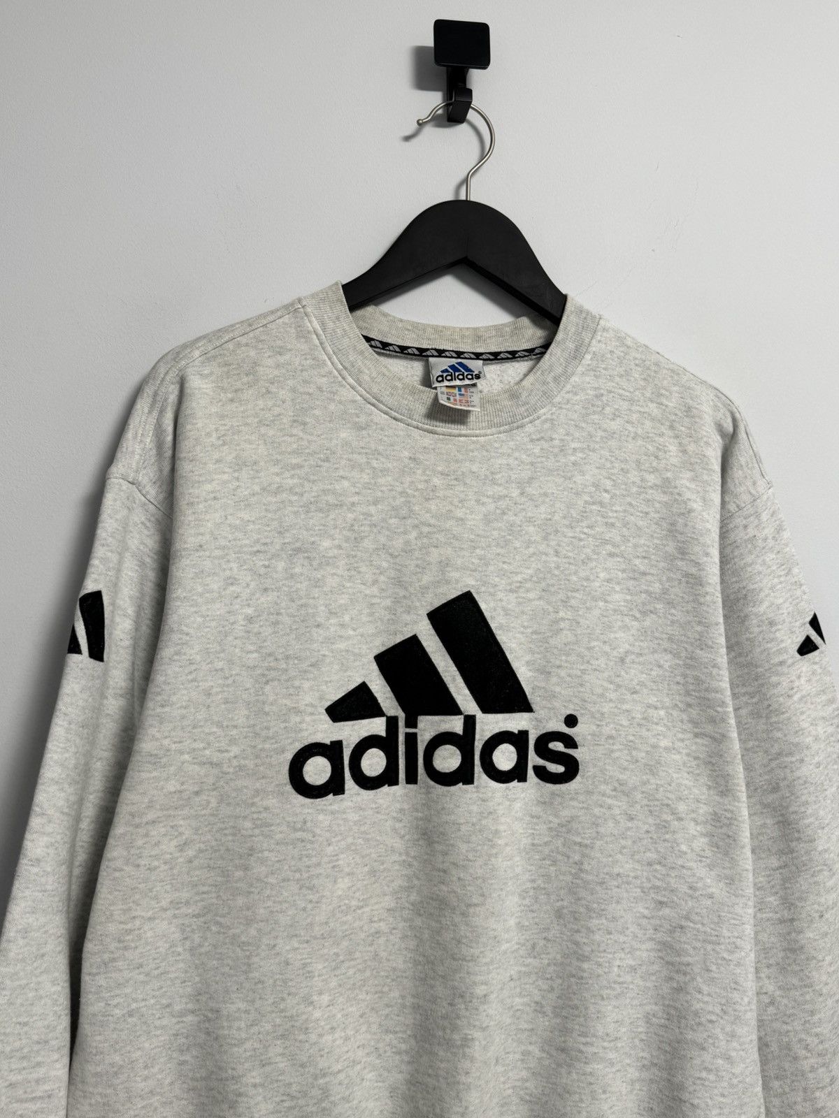 Adidas Adidas Vintage Y2K style 90’s Style Gray Size US L / EU 52-54 / 3 - 2 Thumbnail