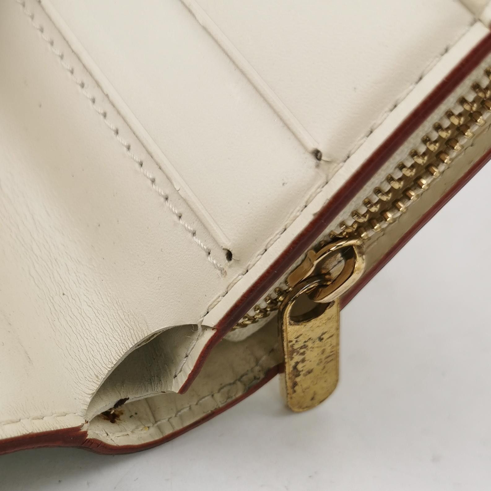 Louis Vuitton Louis Vuitton (LV) Lambskin Simple Gold Edge Wallet -y2506 Size ONE SIZE - 3 Thumbnail