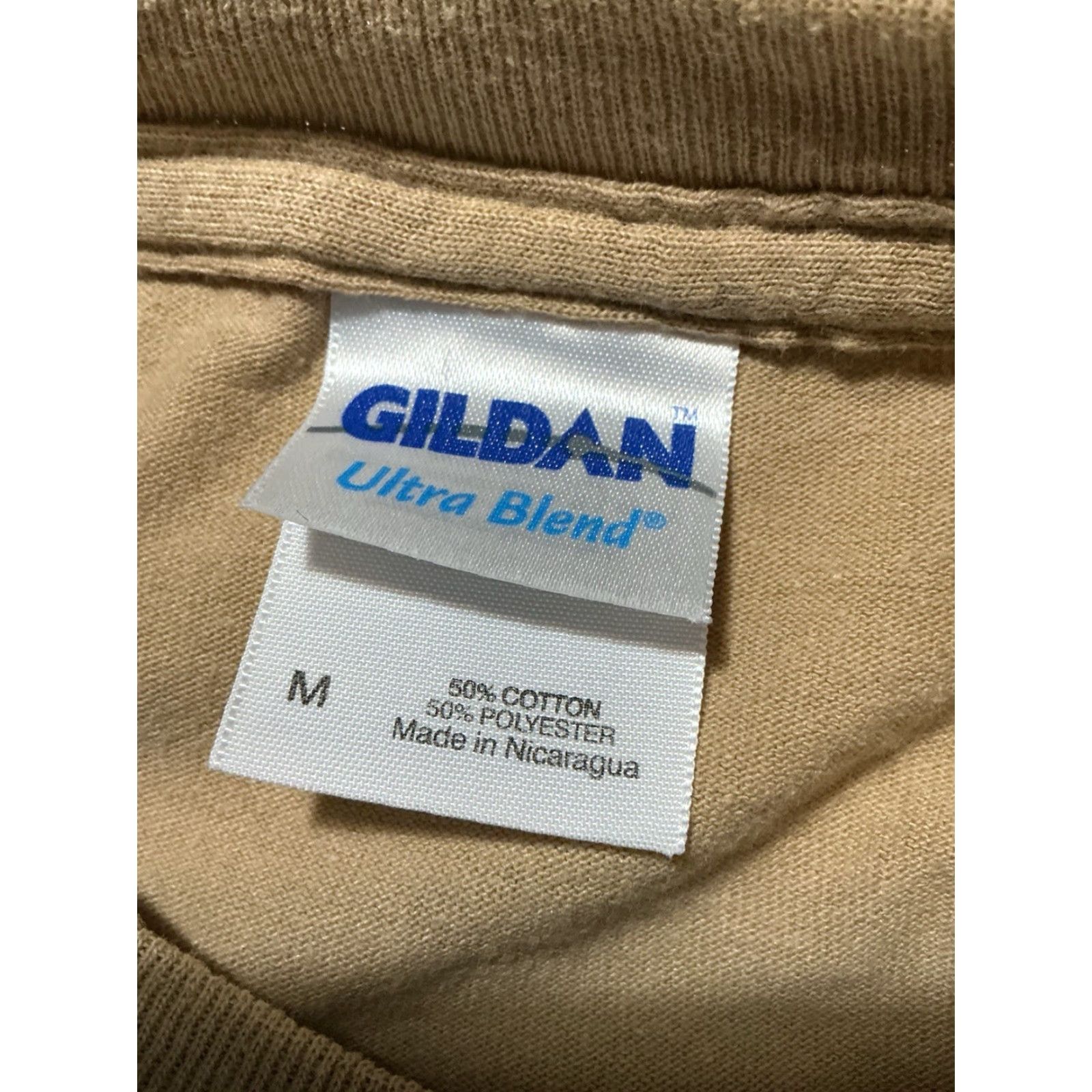 Gildan OshKosh Wisconsin Always Barrel Fun Flying Cows Plane Aviation Graphic T-Shirt M Mens Beige Size US M / EU 48-50 / 2 - 5 Thumbnail