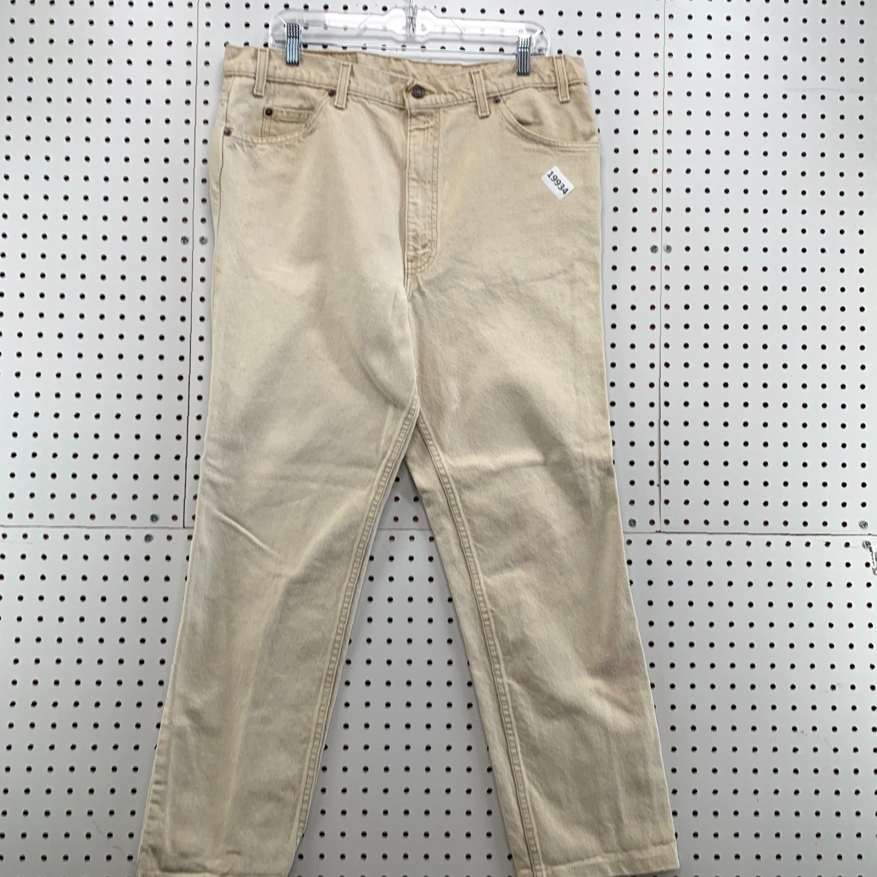 Levi's VINTAGE Levi's 550 Jeans Beige Denim Relaxed Tapered 38 36 Inseam 29 USA Men Regular Jeans Size US 38 / EU 54 - 2 Thumbnail