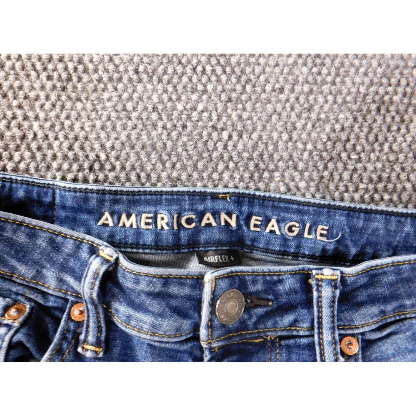 American Eagle Outfitters VINTAGE American Eagle Outfitters Jeans Men 30x30 Blue Dark Wash Denim Straight 30in Inseam Mens Regular 30 30 Blue Jeans Size US 30 / EU 46 - 3 Thumbnail
