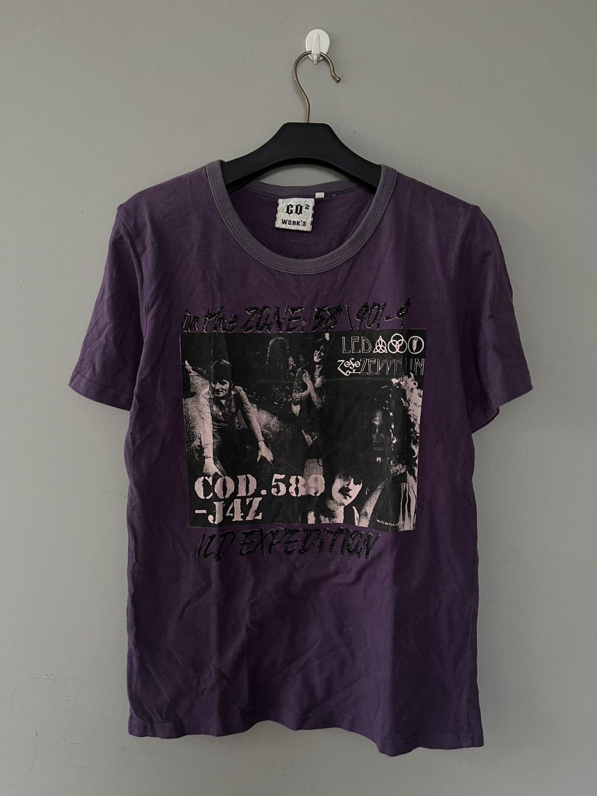 Band Tees VINTAGE LED ZEPPELIN POSTER BEADS T-SHIRT Size US S / EU 44-46 / 1 - 1 Thumbnail