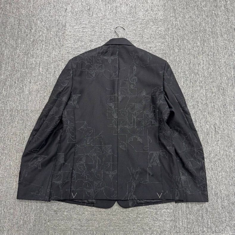Louis Vuitton Louis Vuitton Embroidered printed blazer jacket Size US S / EU 44-46 / 1 - 5 Thumbnail