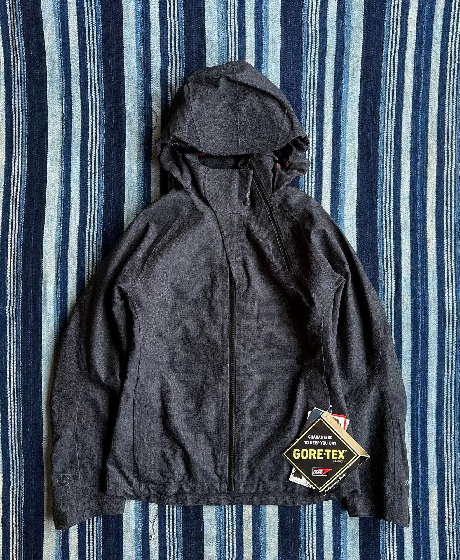 Burton Burton AK 2L Summit GORE-TEX Jacket Size M / US 6-8 / IT 42-44 - 1 Thumbnail