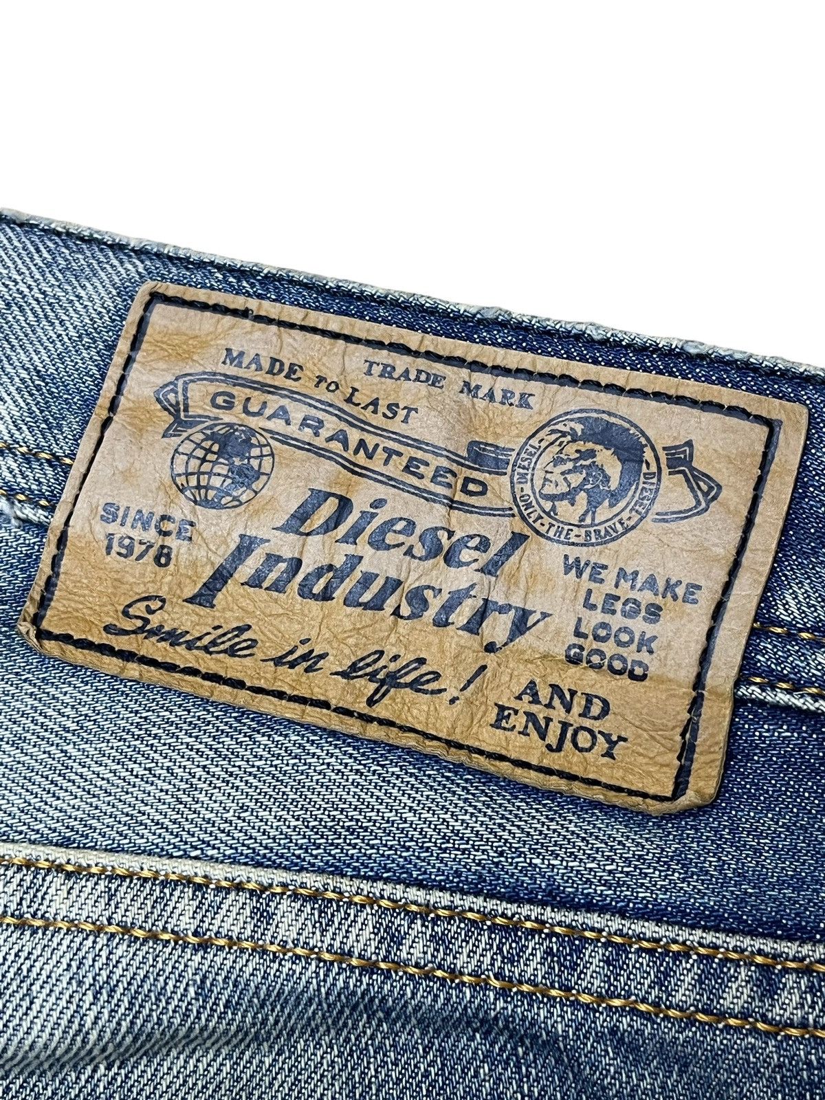 Diesel SICK🔥DIESEL LTD ZATINY MUD DISTRESSED MADE IN ITALY JEANS Size US 35 - 13 Thumbnail