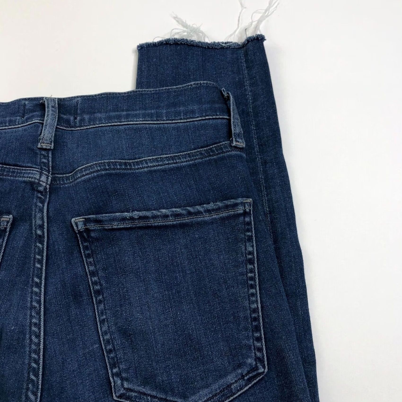 Agolde AGOLDE Jeans 5-Pocket Distressed Mid Rise Stretch Sophie Crop 25 (25W 26L) A018-3005 Womens Jeans Size 42" / US 20 - 2 Thumbnail