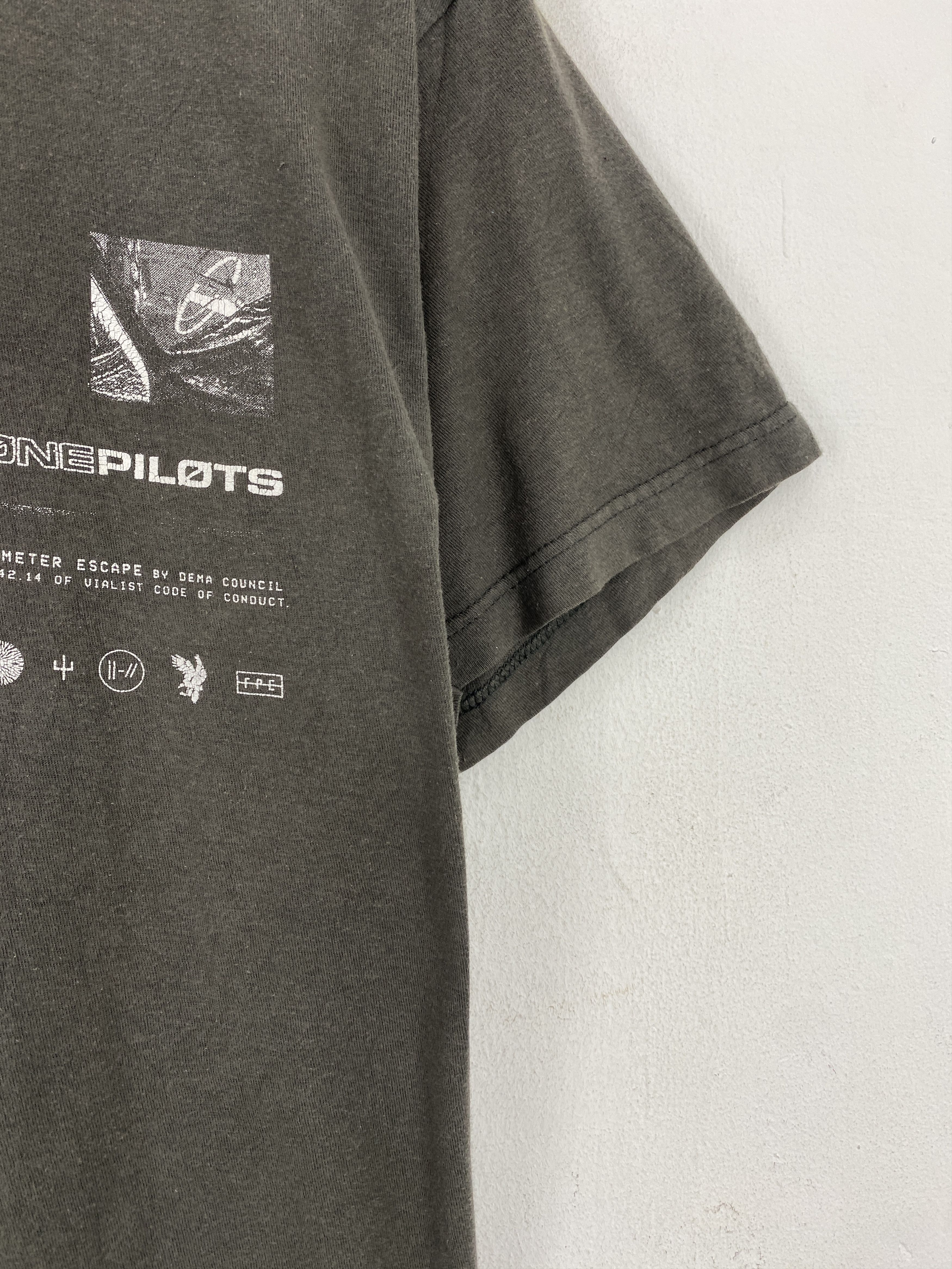 Band Tees × Vintage Vintage Twenty One Pilots Band Tee Shirt Size US L / EU 52-54 / 3 - 9 Thumbnail