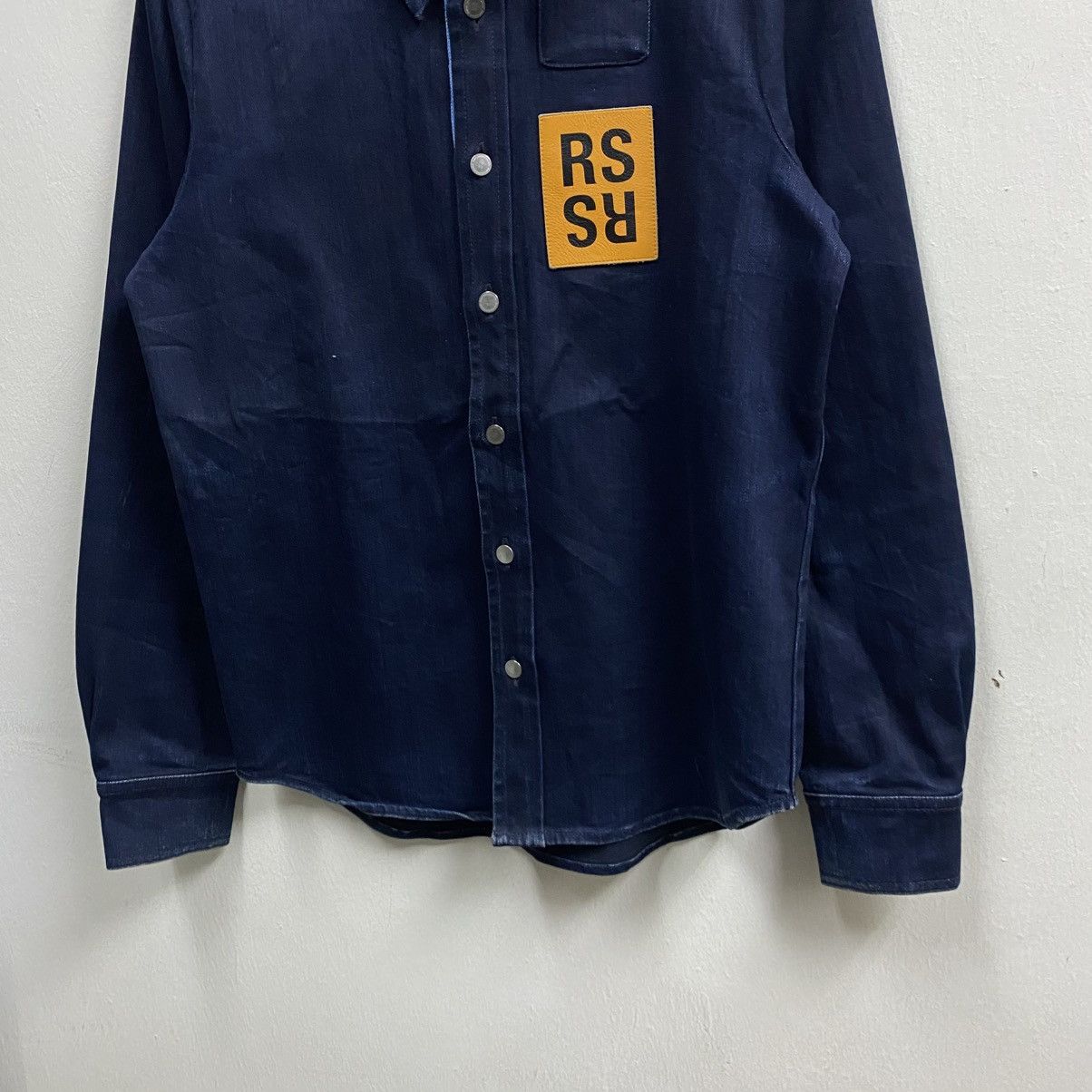 Raf Simons RAF simons Denim Shirt With Leather Patch Size US M / EU 48-50 / 2 - 5 Thumbnail