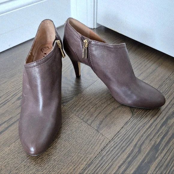 Vince Camuto Vala Dark Roast Leather Bootie Classic Fall Party Travel Size US 8 / IT 38 - 2 Thumbnail