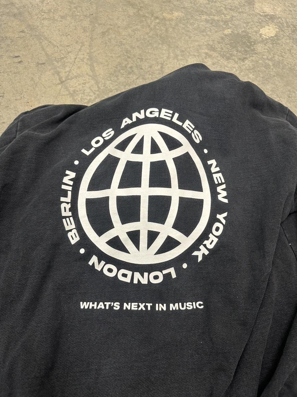Band Tees 2021 Soundcloud Friends & Family Hoodie Size XL Size US XL / EU 56 / 4 - 5 Thumbnail