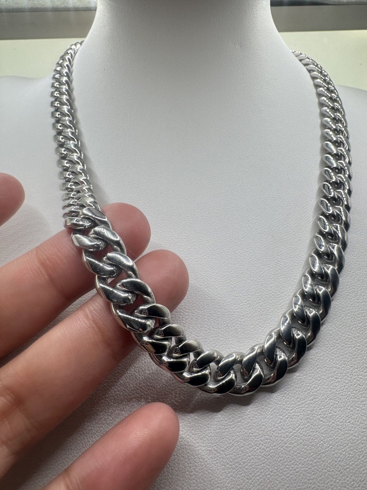 Other Men Necklace Large Size 20 inches 10mm diameter Size ONE SIZE - 6 Thumbnail