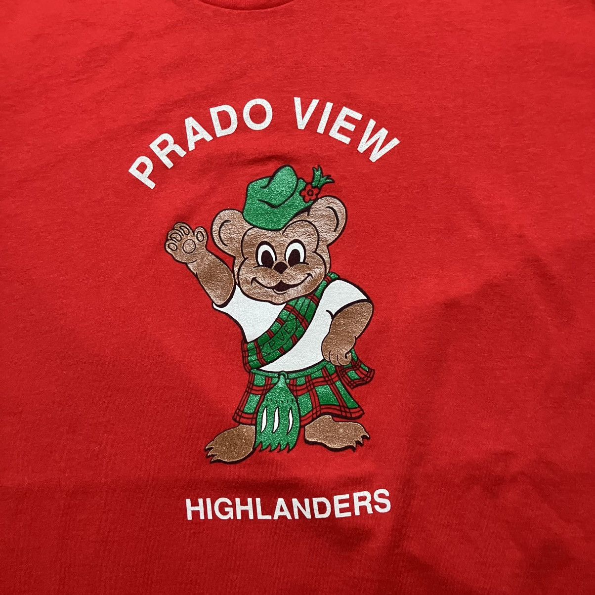Hanes × Vintage Vintage Prado View Highlanders Bear Graphic T Shirt Size US L / EU 52-54 / 3 - 3 Thumbnail