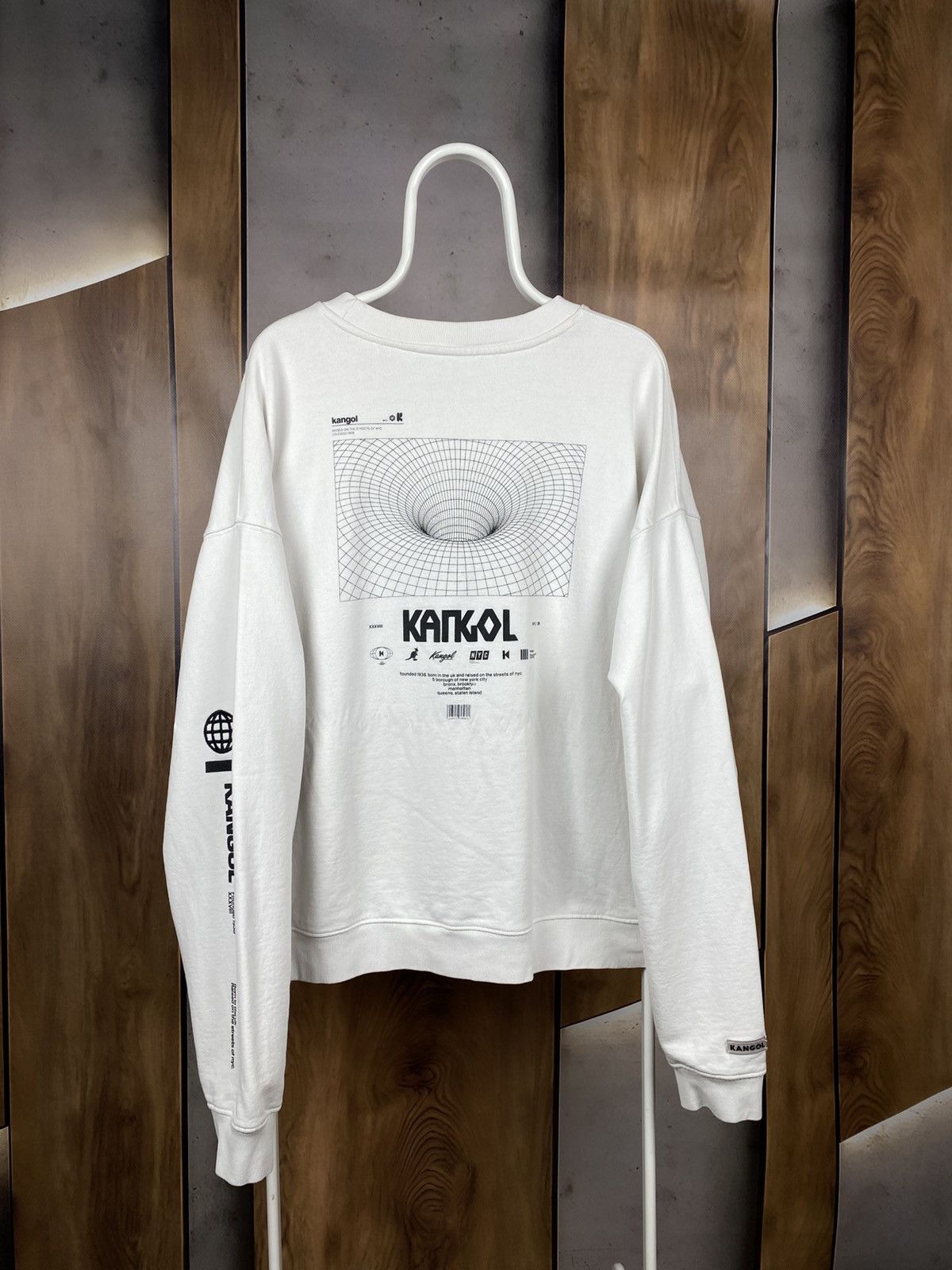 Kangol 🦘Sweatshirt Kangol 3D Big Logo Y2K Tee🦘 Size US XL / EU 56 / 4 - 1 Thumbnail