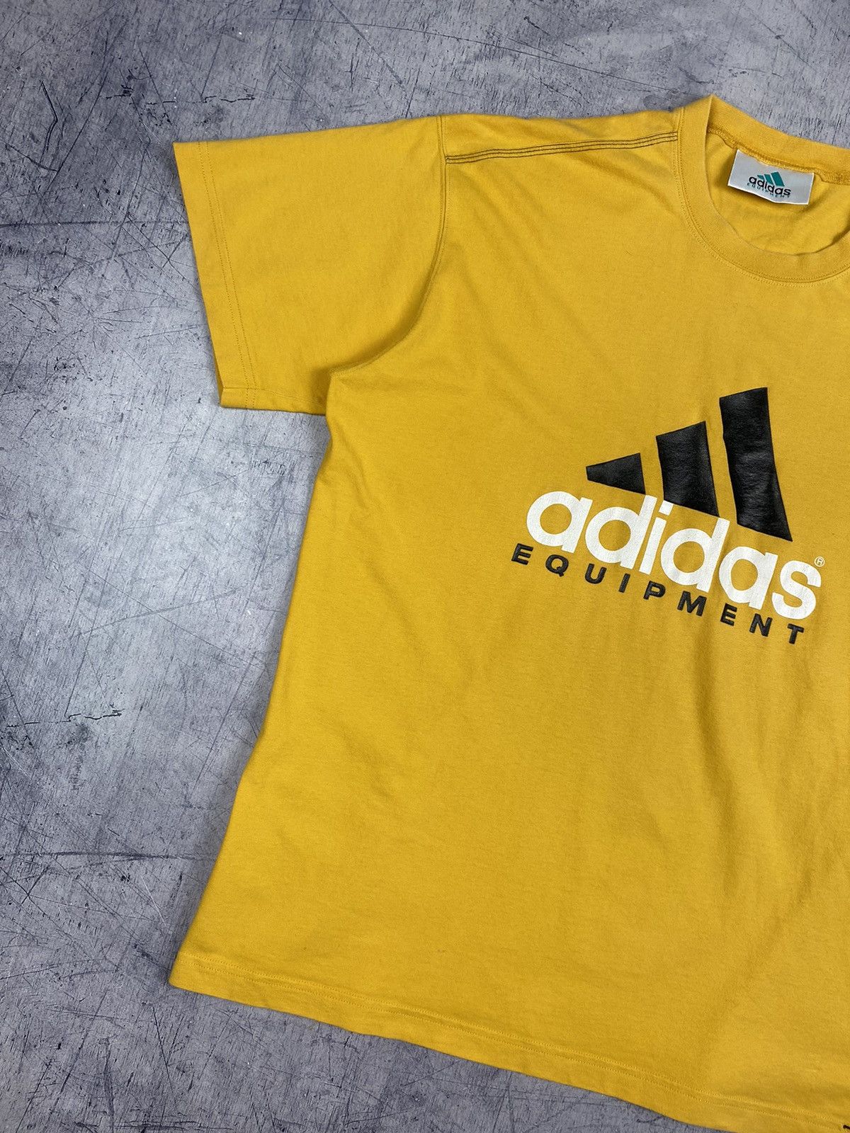 Adidas Vintage 90s Adidas Equipment big logo Tee Size US L / EU 52-54 / 3 - 3 Thumbnail