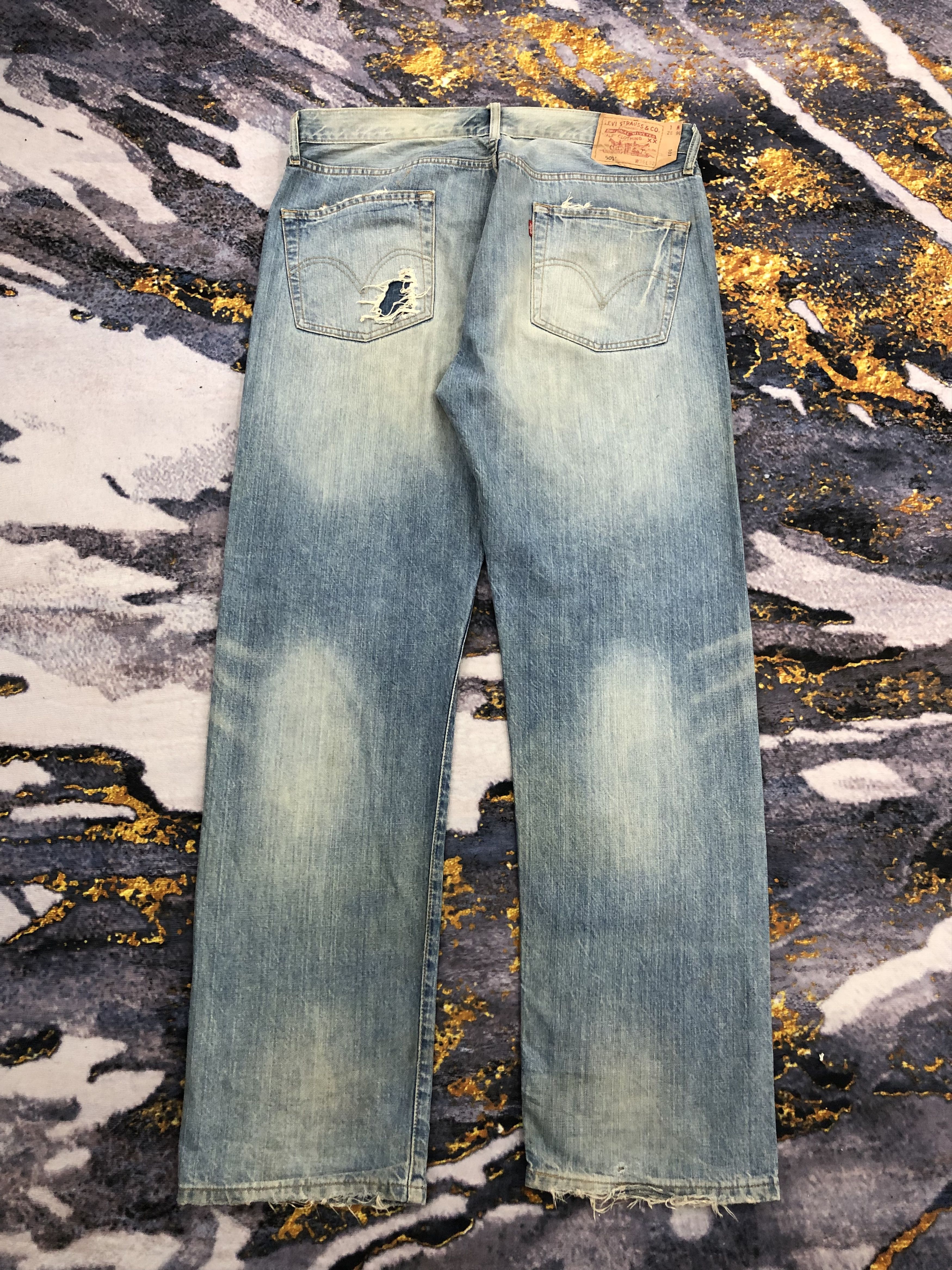 Levi's Vintage Levis 501 Distressed Faded Blue Jeans DPP0071 Size US 38 / EU 54 - 3 Thumbnail