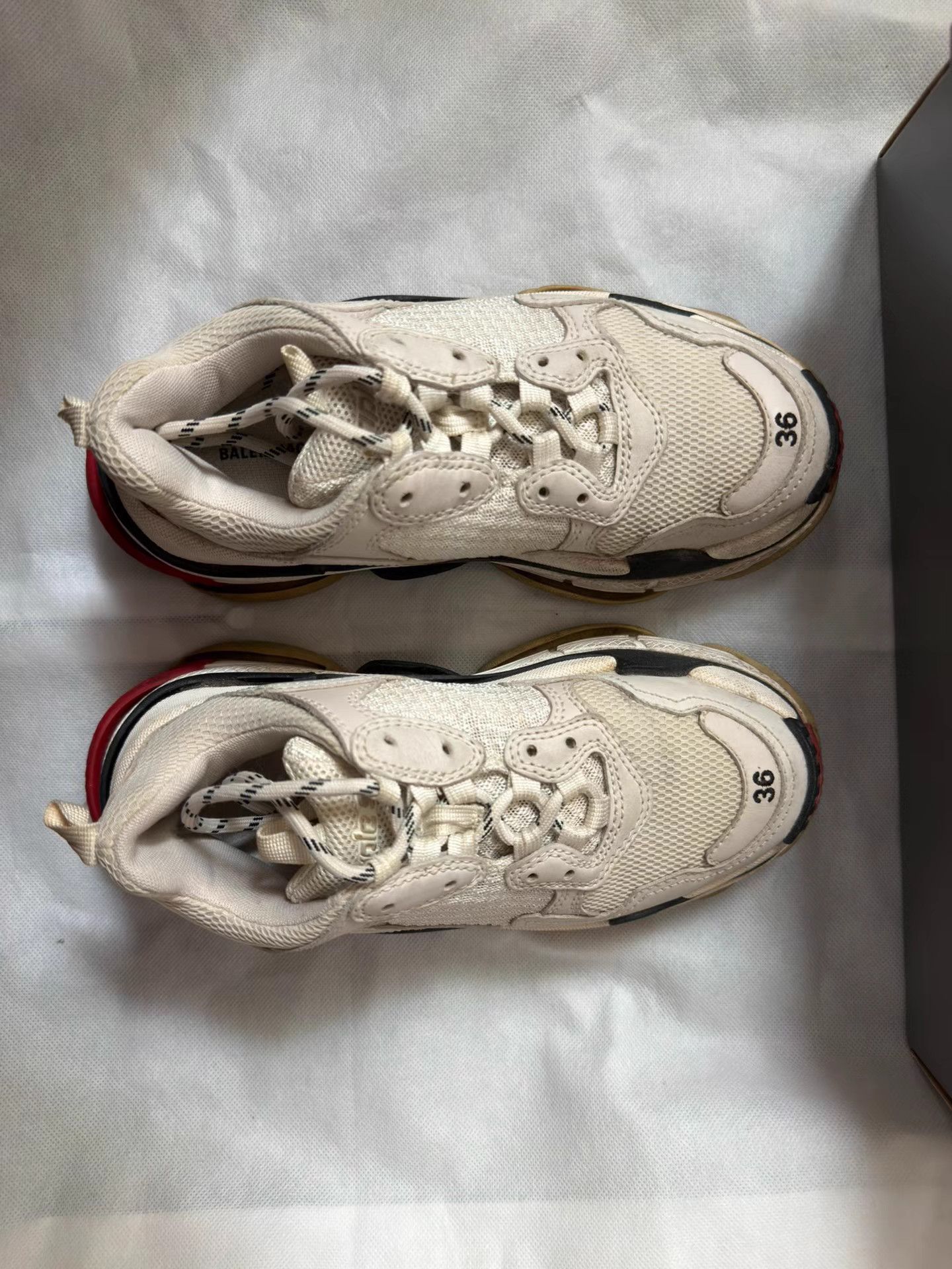 Balenciaga Balenciaga Triple S Classic Dad Sneakers Q9 Size US 6 / IT 36 - 2 Thumbnail