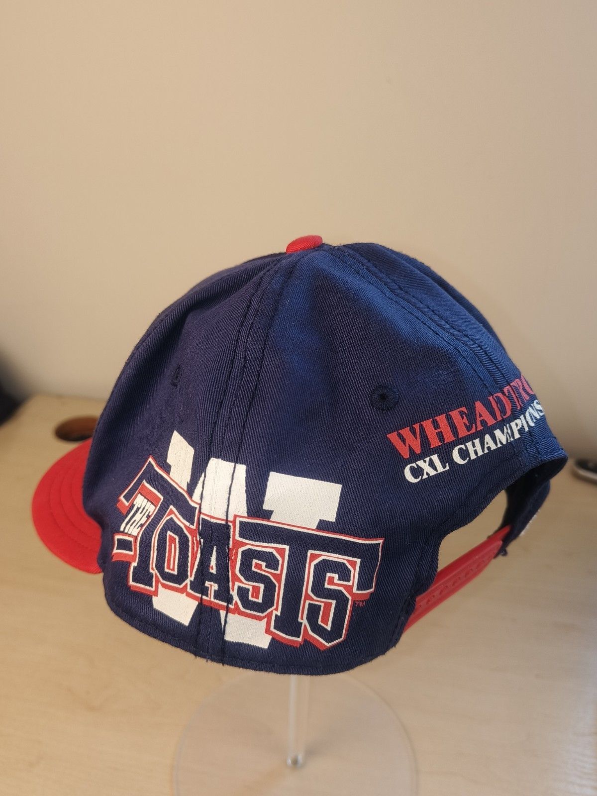 Vintage Vintage Streetwear Navy/Red Character Patch Snapback Hat Size ONE SIZE - 2 Thumbnail
