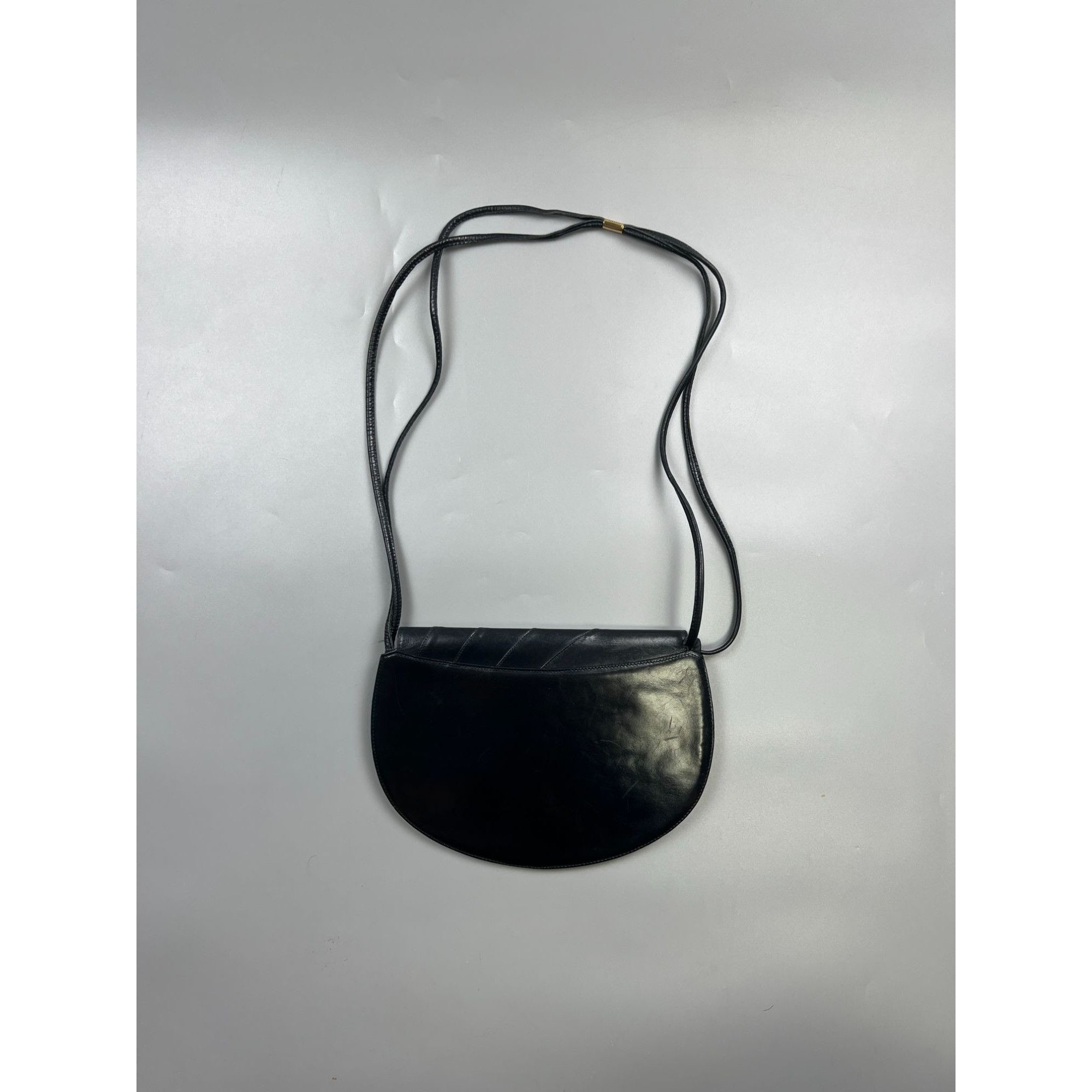 Bally Women’s Bally Vintage Leather Clutch (Y0995) Size ONE SIZE - 9 Thumbnail