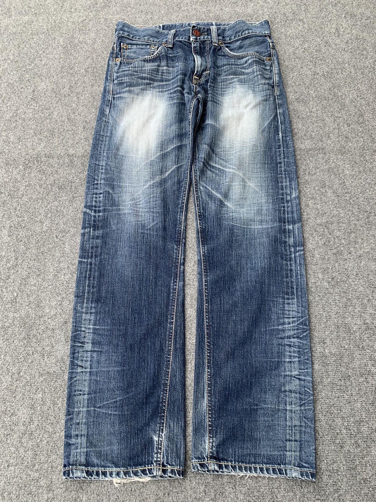 Edwin 90s EDWIN BLUE TRIP NICE FADED. Size US 32 / EU 48 - 2 Thumbnail