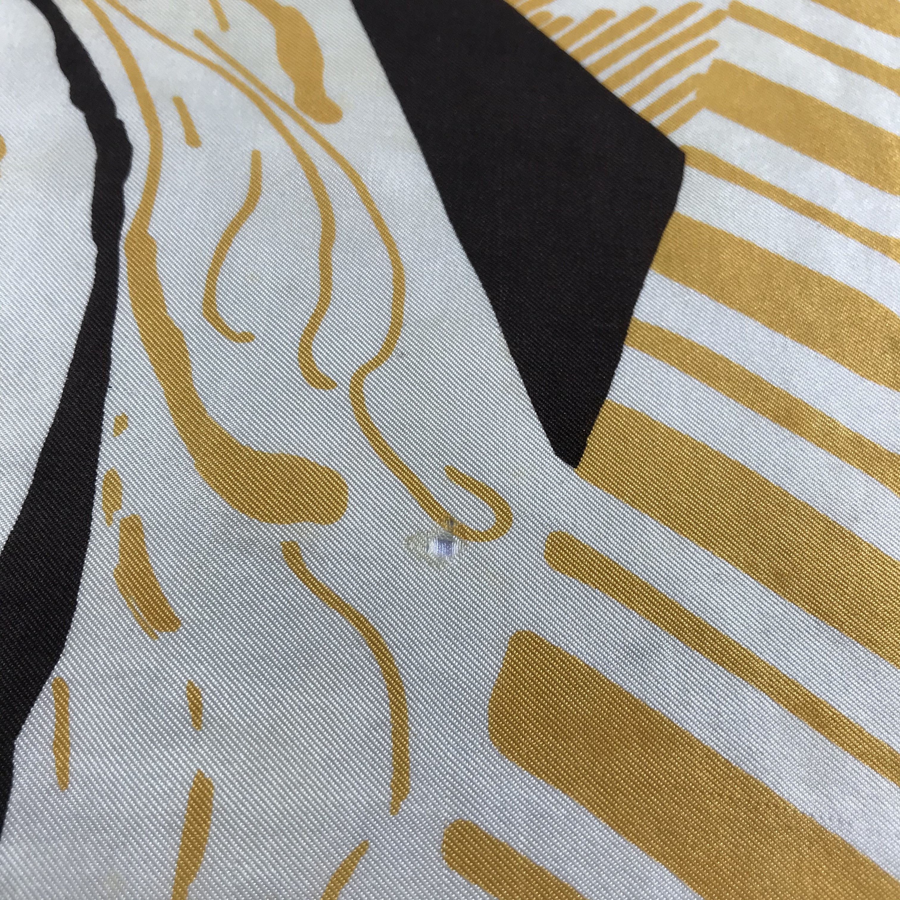 Vintage Christian Dior Floral Silk Scarf M10 Size ONE SIZE - 8 Thumbnail