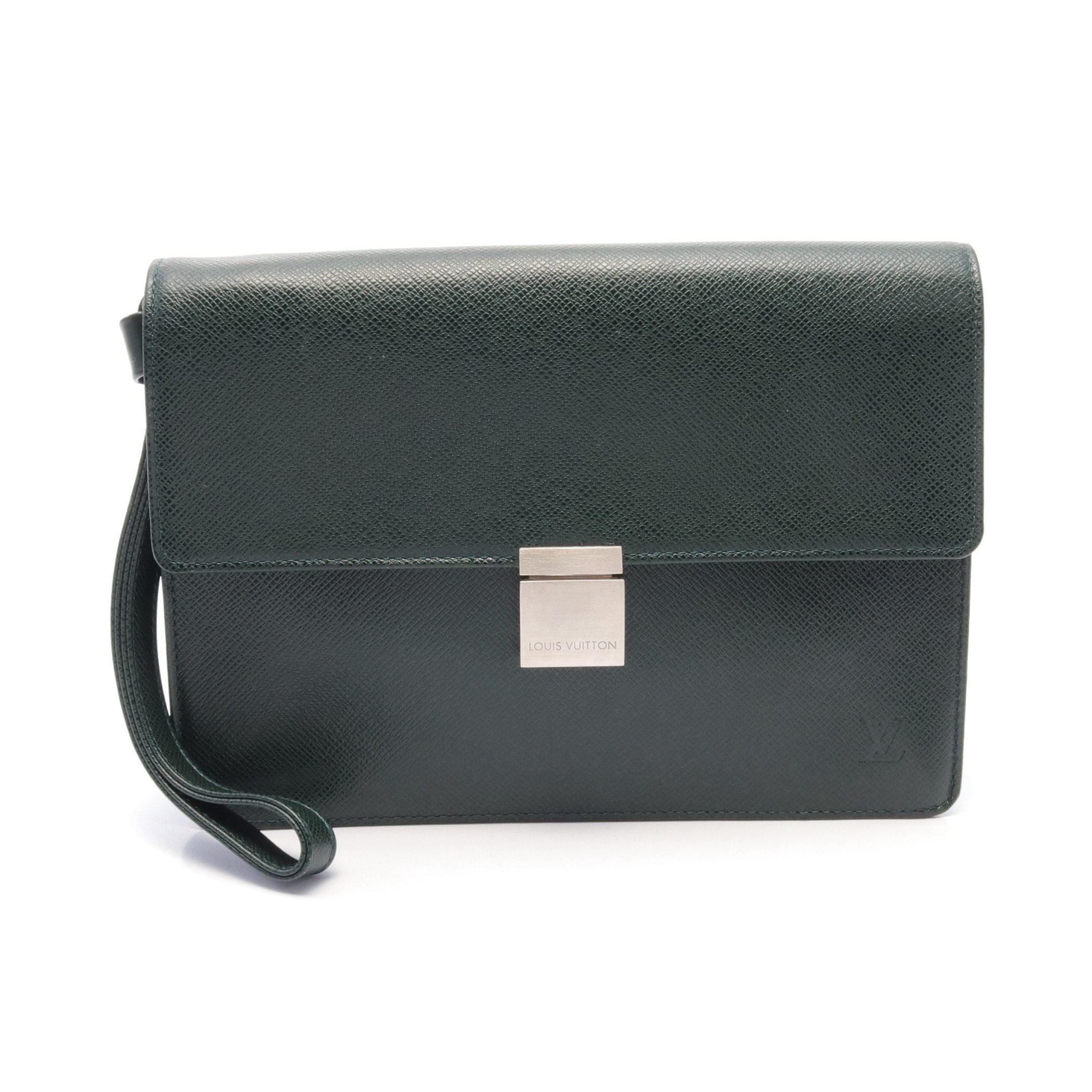 Louis Vuitton Louis Vuitton Celenga Taiga Epithea Clutch Bag Second Leather Green Size ONE SIZE - 1 Thumbnail