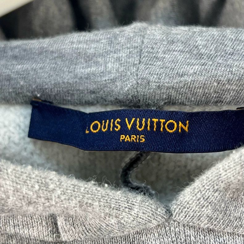 Louis Vuitton Louis Vuitton SS24 Circumferential Logo Printed Hooded Dra Size US L / EU 52-54 / 3 - 4 Thumbnail