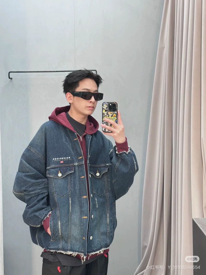 Balenciaga Balenciaga Fake two-piece hooded denim jacket Size US M / EU 48-50 / 2 - 7 Thumbnail