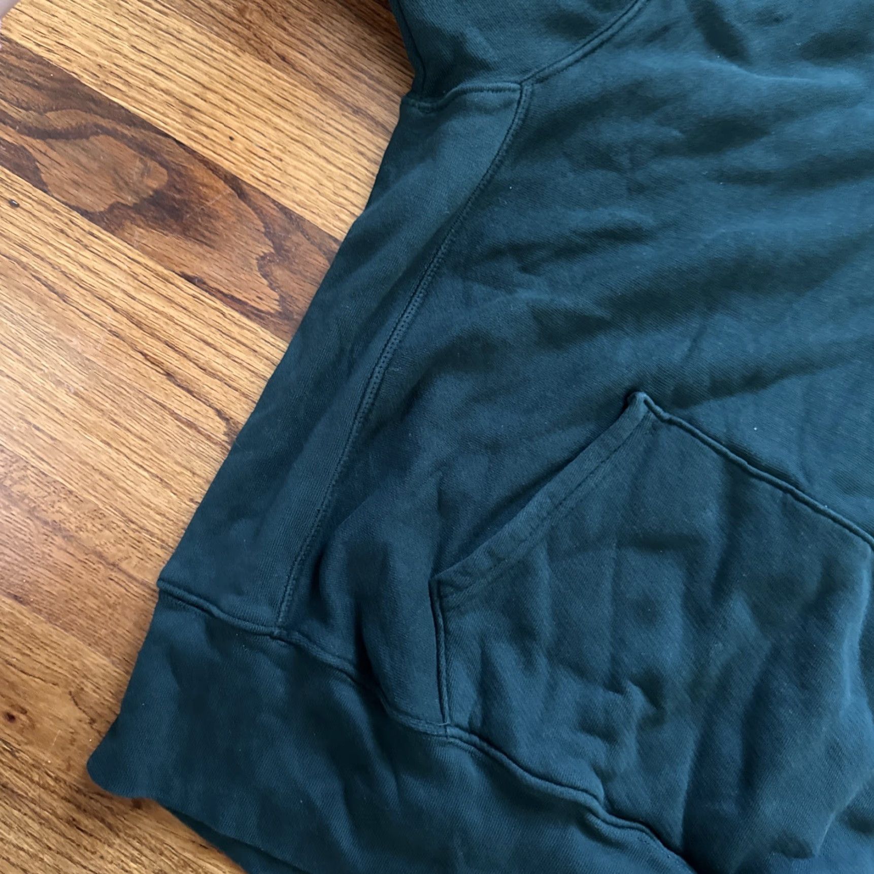 Les Tien VINTAGE Les Tien Hoodie S Green Luxury Cotton Pullover Oversized USA Men Small Size Regular Pullover C25 Size US S / EU 44-46 / 1 - 3 Thumbnail
