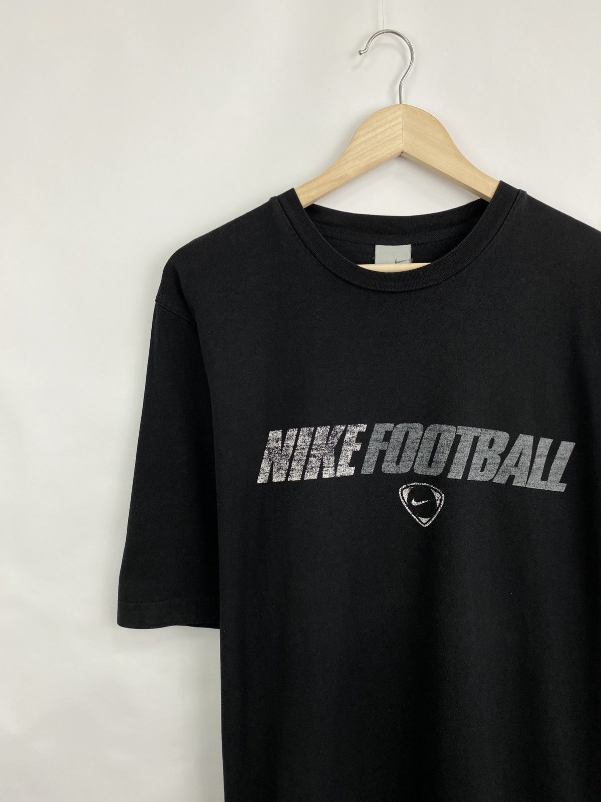 Nike 🏈🇺🇸 Vintage 90s Nike Football T-Shirt Rare Retro Hype Y2K Size US L / EU 52-54 / 3 - 2 Thumbnail