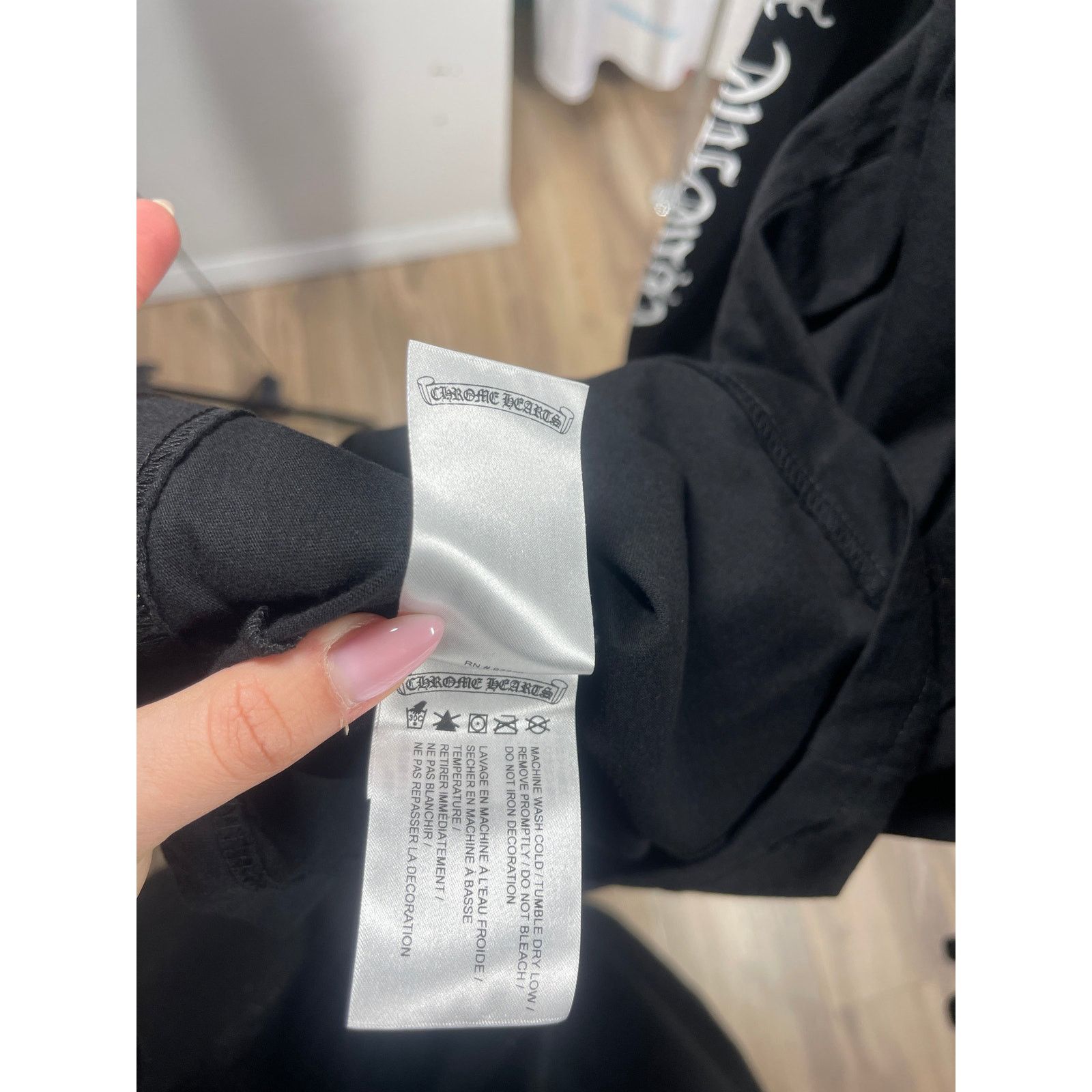 Chrome Hearts Chrome Hearts Scroll Logo F*** You L/S Black T-Shirt Size MD Size US M / EU 48-50 / 2 - 10 Thumbnail