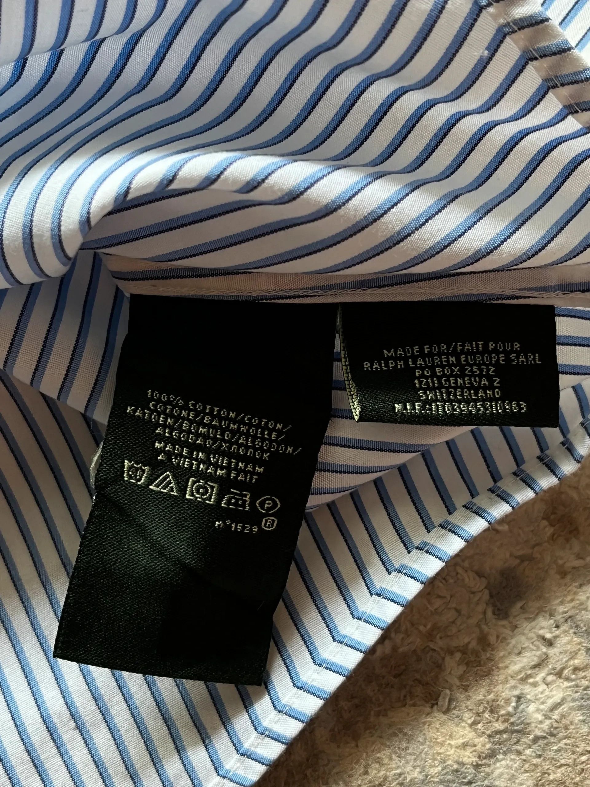 Polo Ralph Lauren Lauren Ralph Lauren Sz 16 1/2 L Shirt Fitted Made in Vietnam Size US L / EU 52-54 / 3 - 7 Thumbnail
