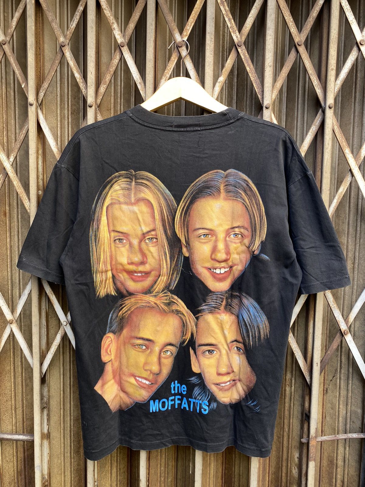 Band Tees Vintage Moffatts Boot Tee Size US L / EU 52-54 / 3 - 1 Thumbnail