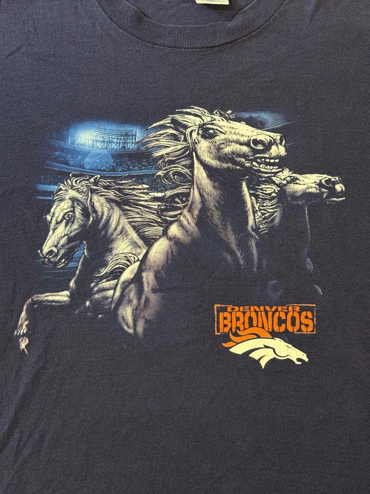 Delta Y2K Denver Broncos T-shirt Horses Running Staidum Tee 2XL Size US XXL / EU 58 / 5 - 3 Thumbnail