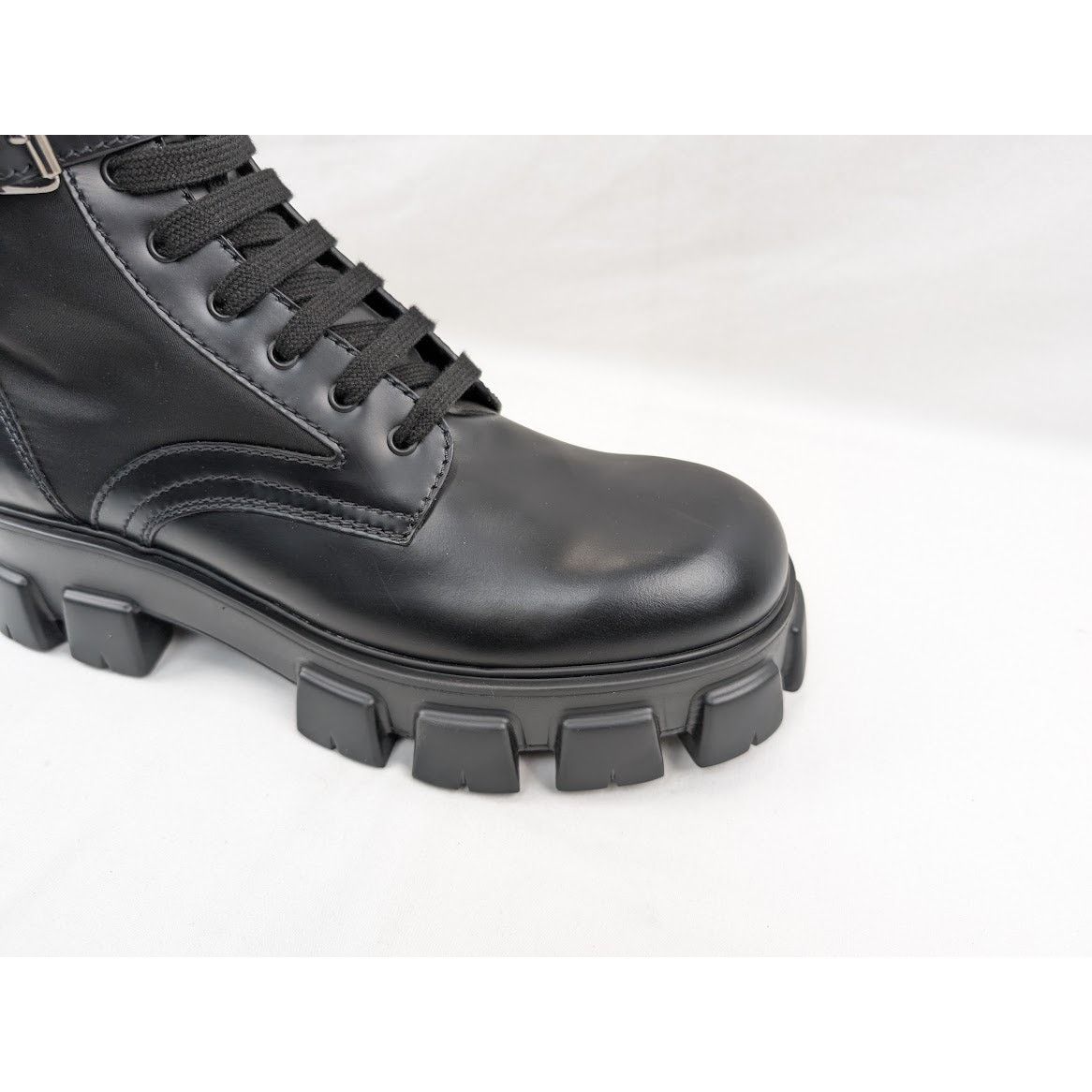 o1rshd1 Strapped Pouch Combat Boots 13 Prada - 13.5 US