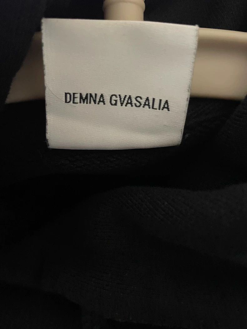 Vetements Vetements First generation embroidered Logo hoodie Size US M / EU 48-50 / 2 - 6 Thumbnail
