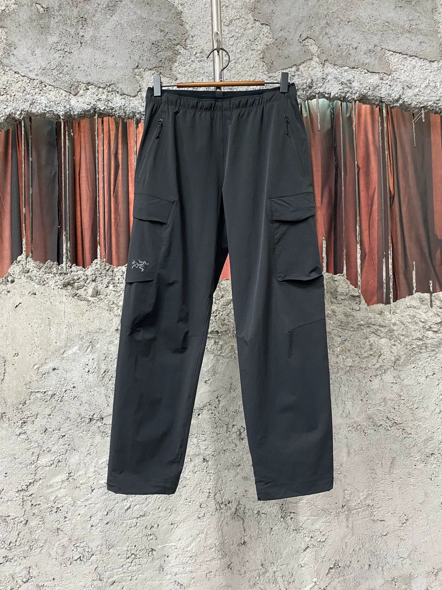 Arc'teryx Arcteryx new women's pants size 4 Size 27" / US 4 / IT 40 - 1 Thumbnail