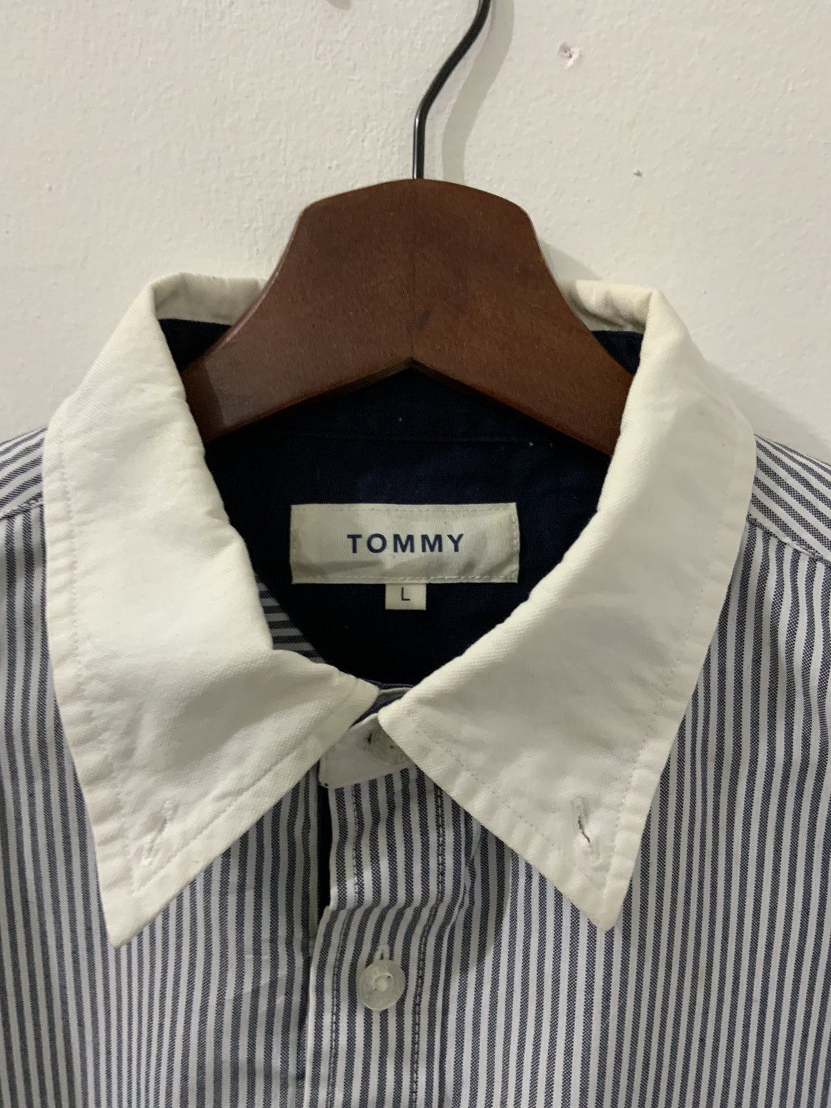 Japanese Brand Tommy Striped Long Sleeve Button Ups Size US L / EU 52-54 / 3 - 9 Thumbnail