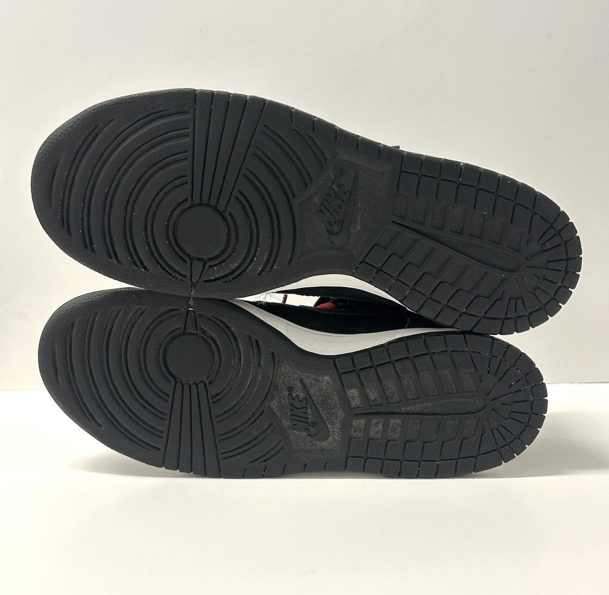 Nike Nike SB Dunk Mid Pro ‘Griptape’ (314383 001) Shoes Size: 8.5 Size US 8.5 / EU 41-42 - 6 Thumbnail