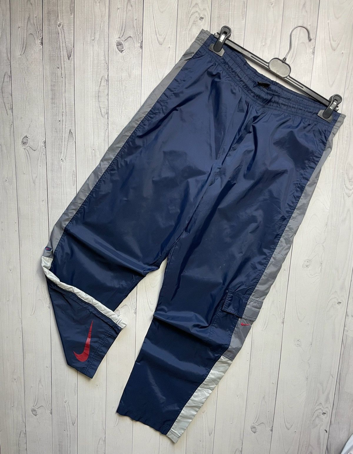Vintage Vintage Nike logo drill pants Y2K size M Size US 32 / EU 48 - 1 Thumbnail