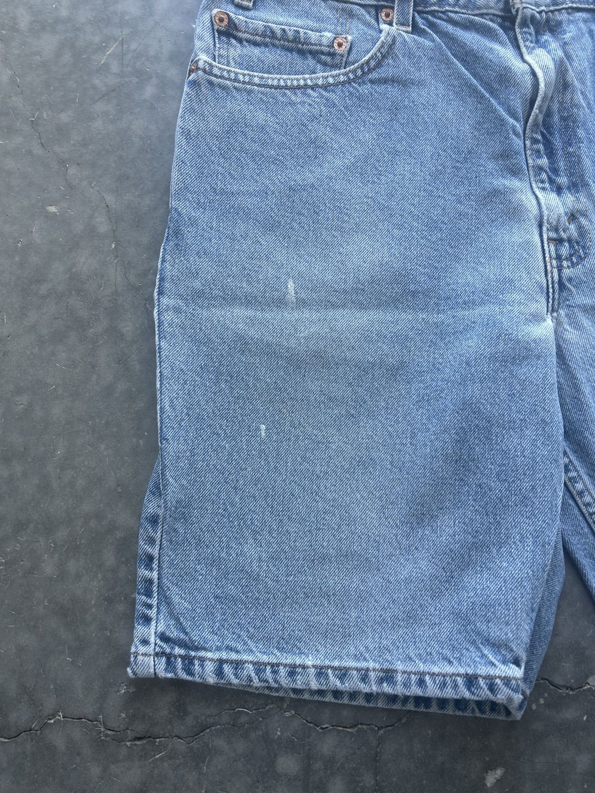 Levi's × Vintage Vintage Y2K Levi’s 505 Jean Shorts Size US 36 / EU 52 - 2 Thumbnail