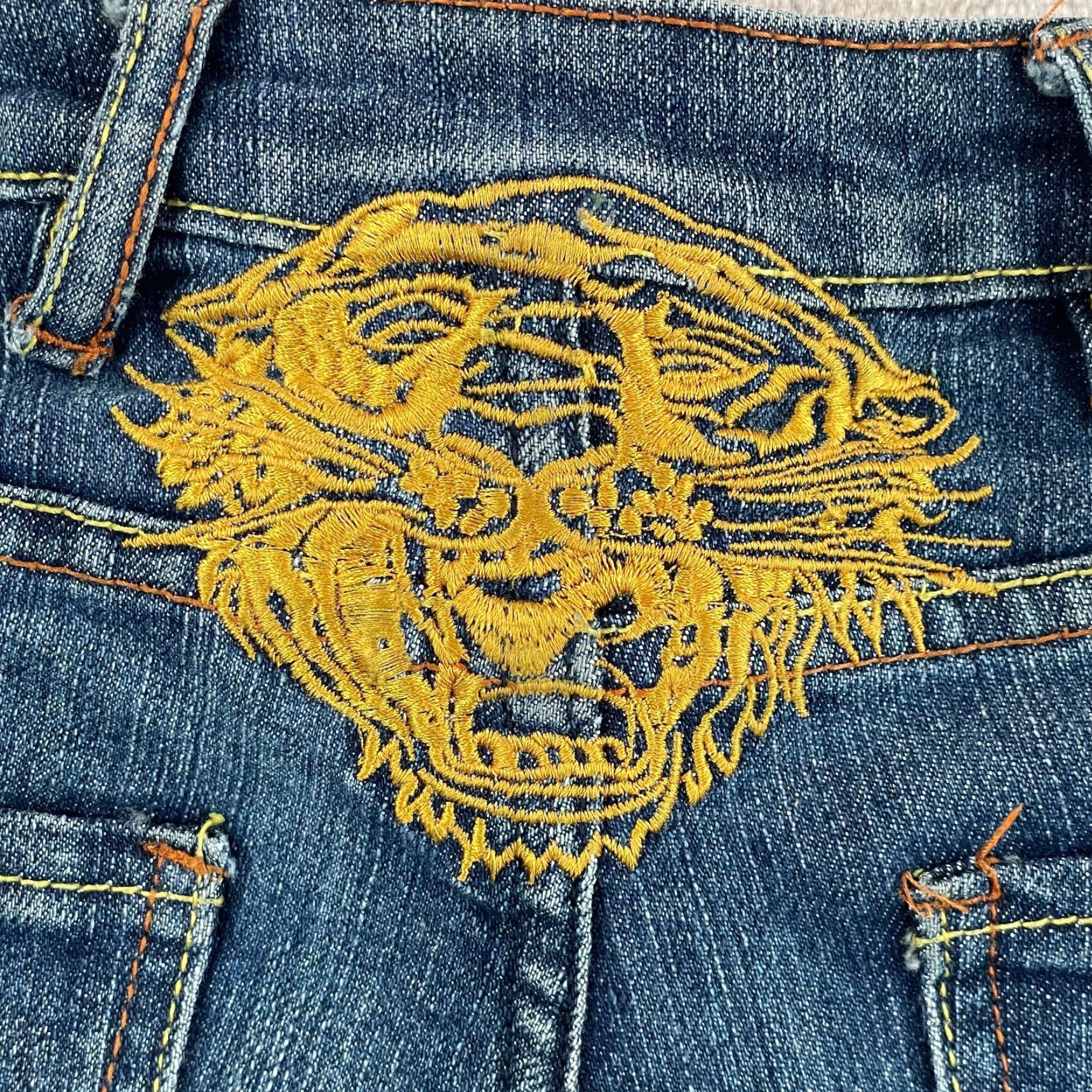 Ed Hardy Vintage Ed Hardy Tiger Embroidered Jeans Women 32x34 Slim Fit Blue Ed Hardy Tiger Jeans Women 32x34 Slim Fit Blue Vintage Size 24" / US 00 / IT 34 - 2 Thumbnail