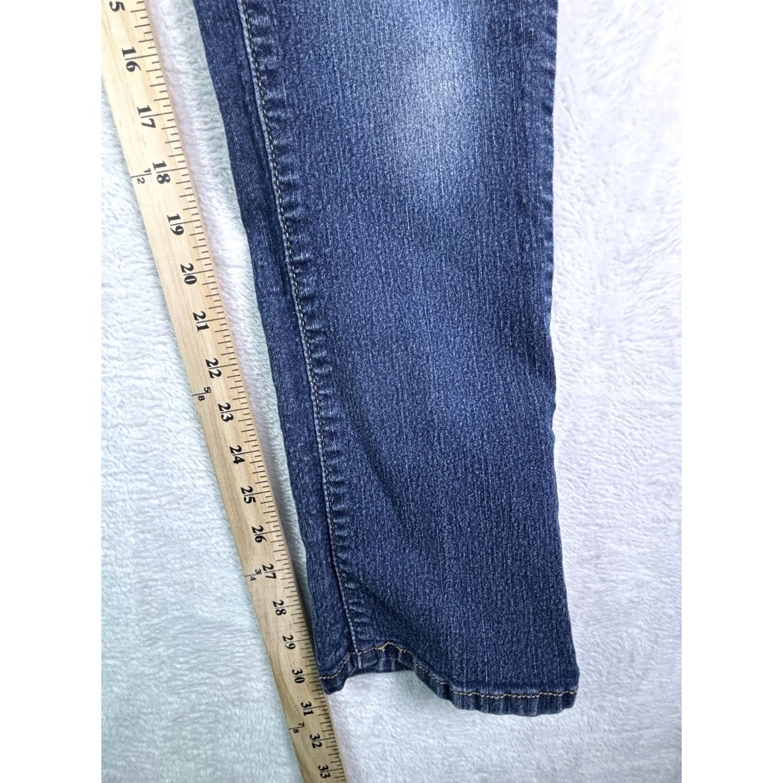 CO Signature Levi Strauss & Co Jeans Women's 8 Blue Modern Straight Denim Jeans Size 30" / US 8 / IT 44 - 4 Thumbnail