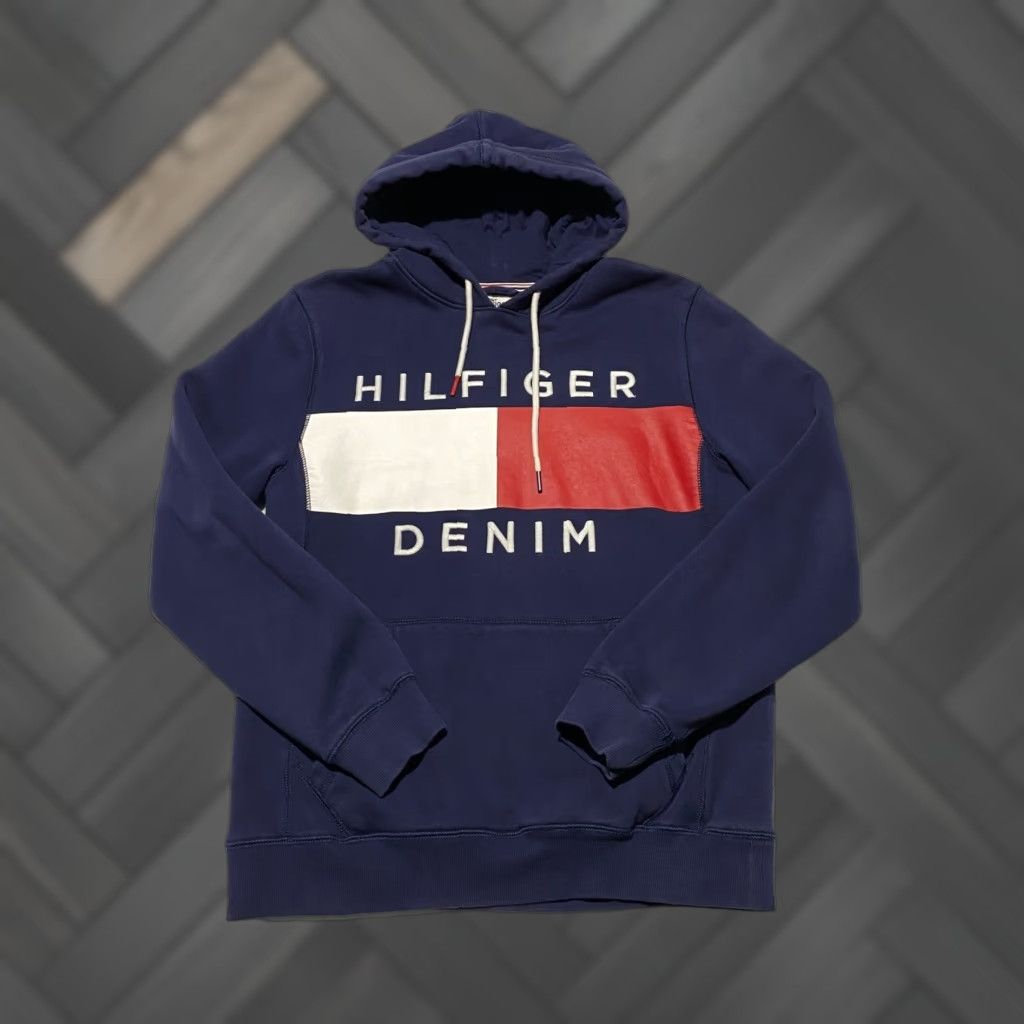 Tommy Hilfiger Tommy Hilfiger Hoodie Navy Blue Logo Patch Hooded Sweatshirt M Size US M / EU 48-50 / 2 - 1 Thumbnail