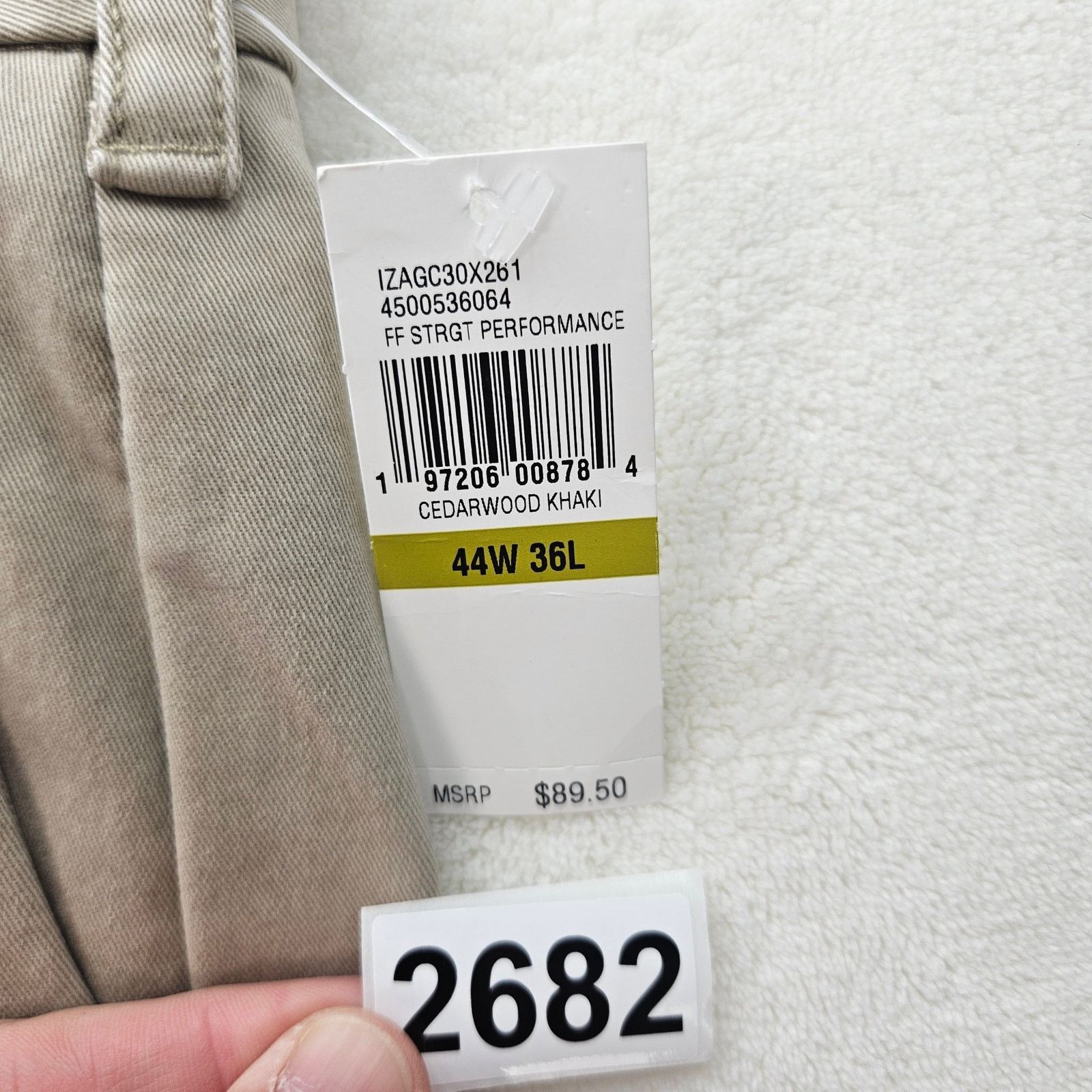 Izod IZOD MEN'S 44X36 STRAIGHT PERFORMANCE STRETCH CEDERWOOD KHAK Size US 44 / EU 60 - 5 Thumbnail