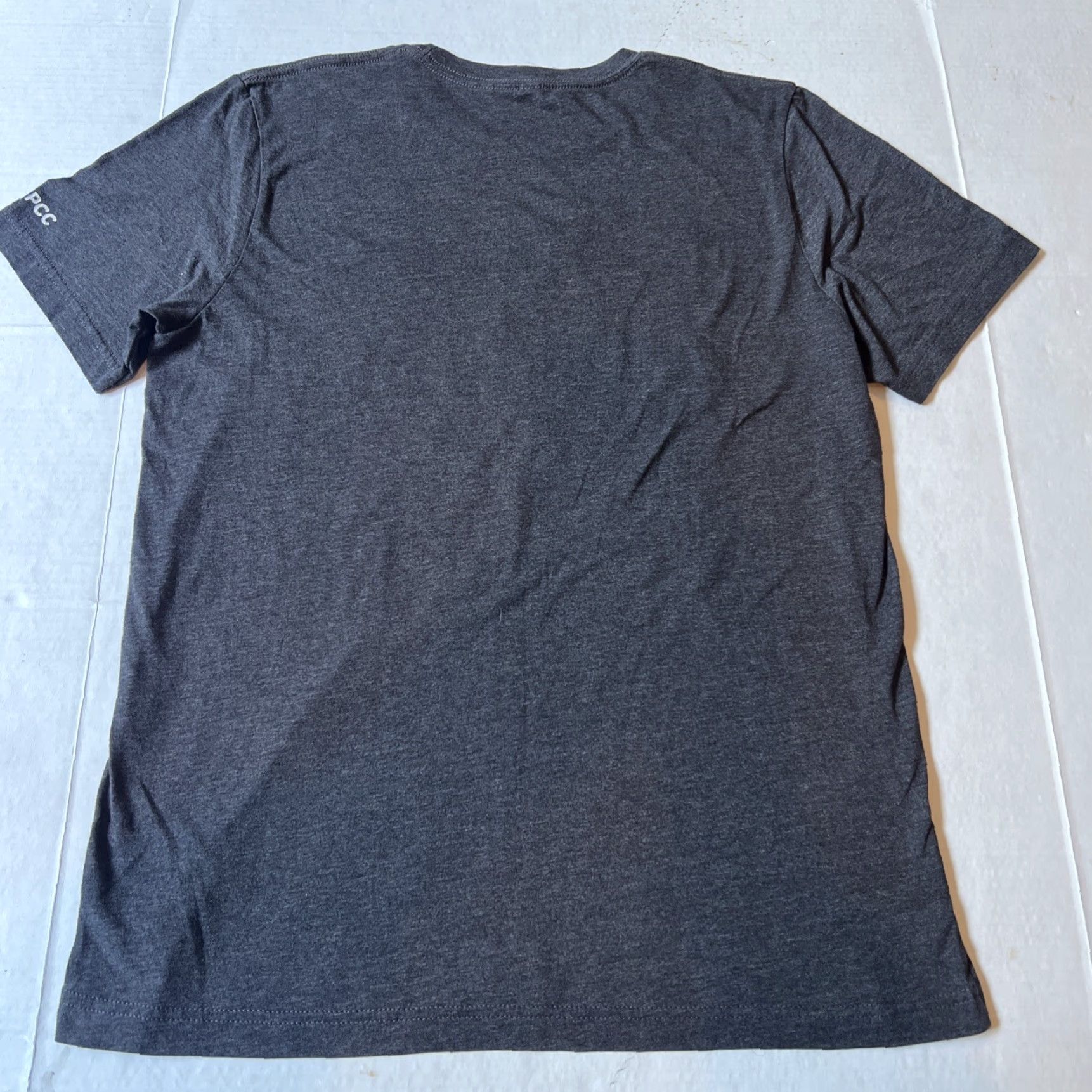 Vintage VINTAGE NPR Public Radio Nerd 89.3 KPCC Shirt Adult Large Gray Nike? Size US L / EU 52-54 / 3 - 7 Thumbnail