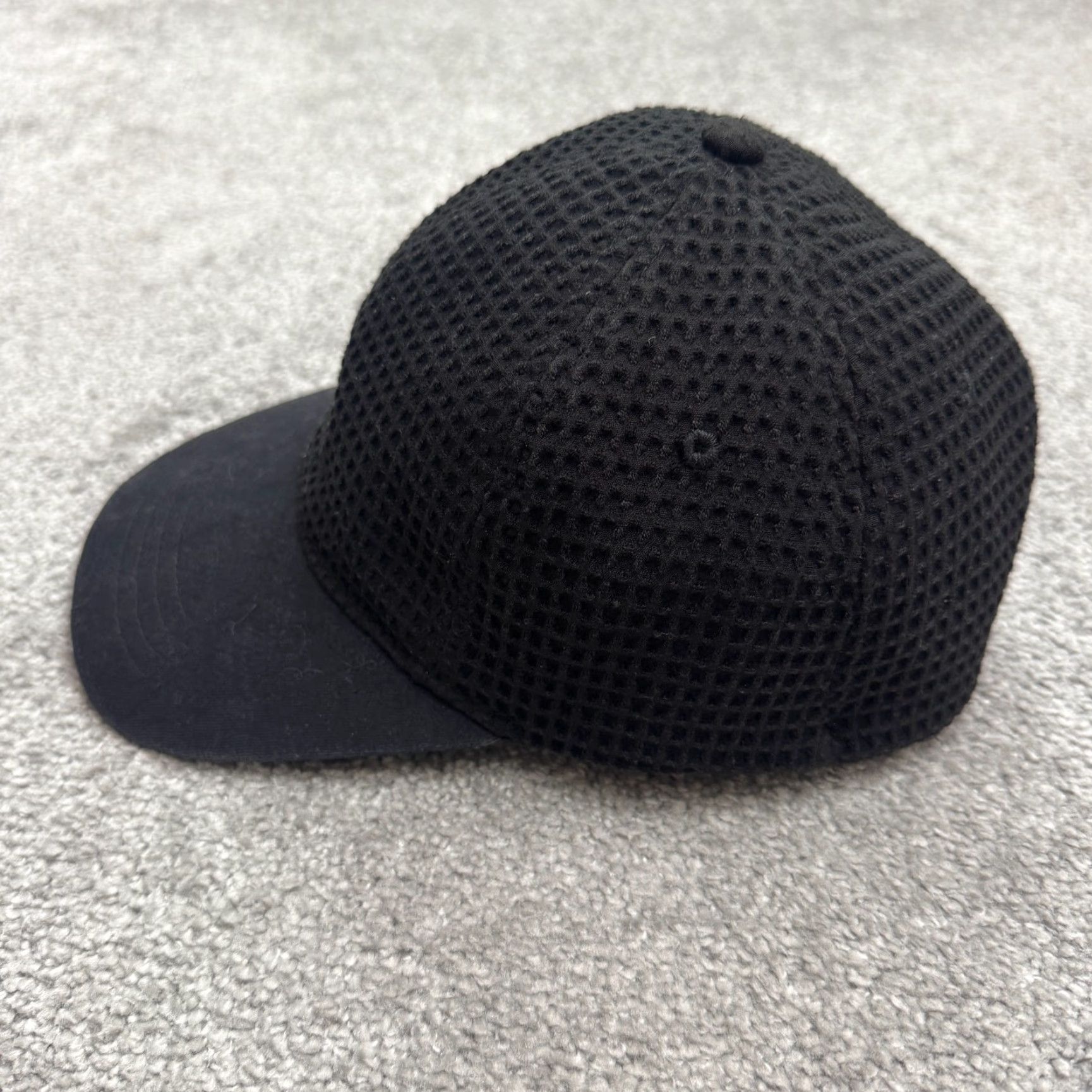 Express Express Hat Cap Mens S/M Black Knit Waffle Textured Embroidered Lion Adjustable Lightweight Casual Cap Size ONE SIZE - 3 Thumbnail