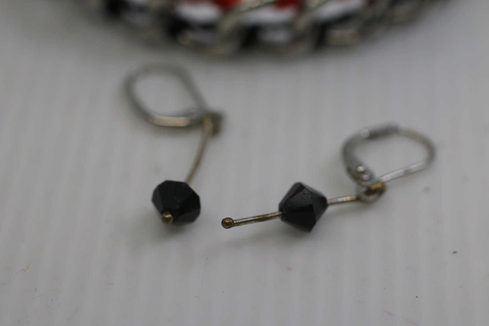 The Unbranded Brand Chain Bracelet & Drop Earrings Set – Black / Red Jewelry Size ONE SIZE - 4 Thumbnail